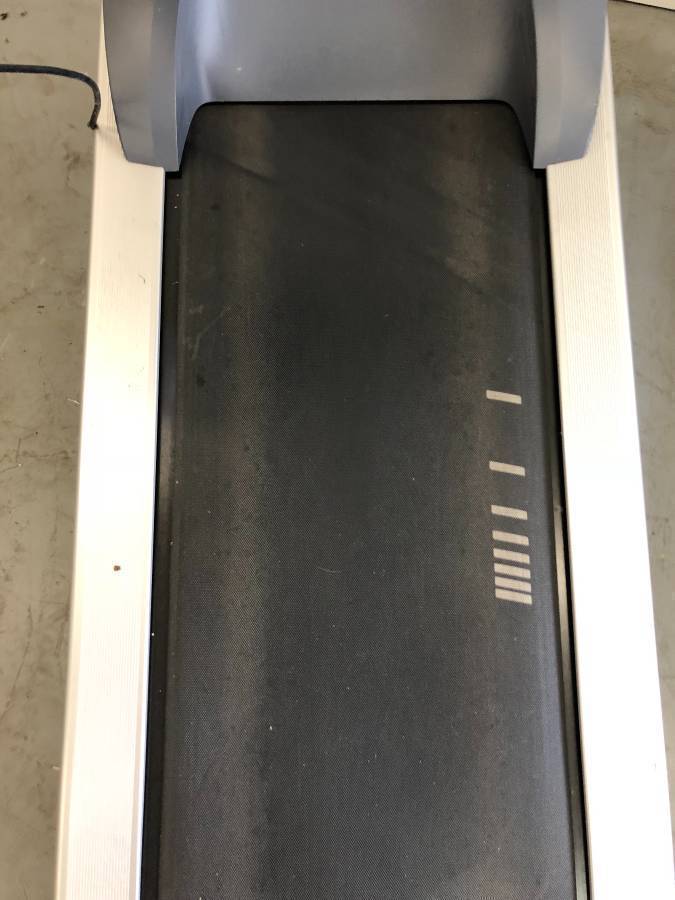 Precor 946i cheap commercial experience treadmill