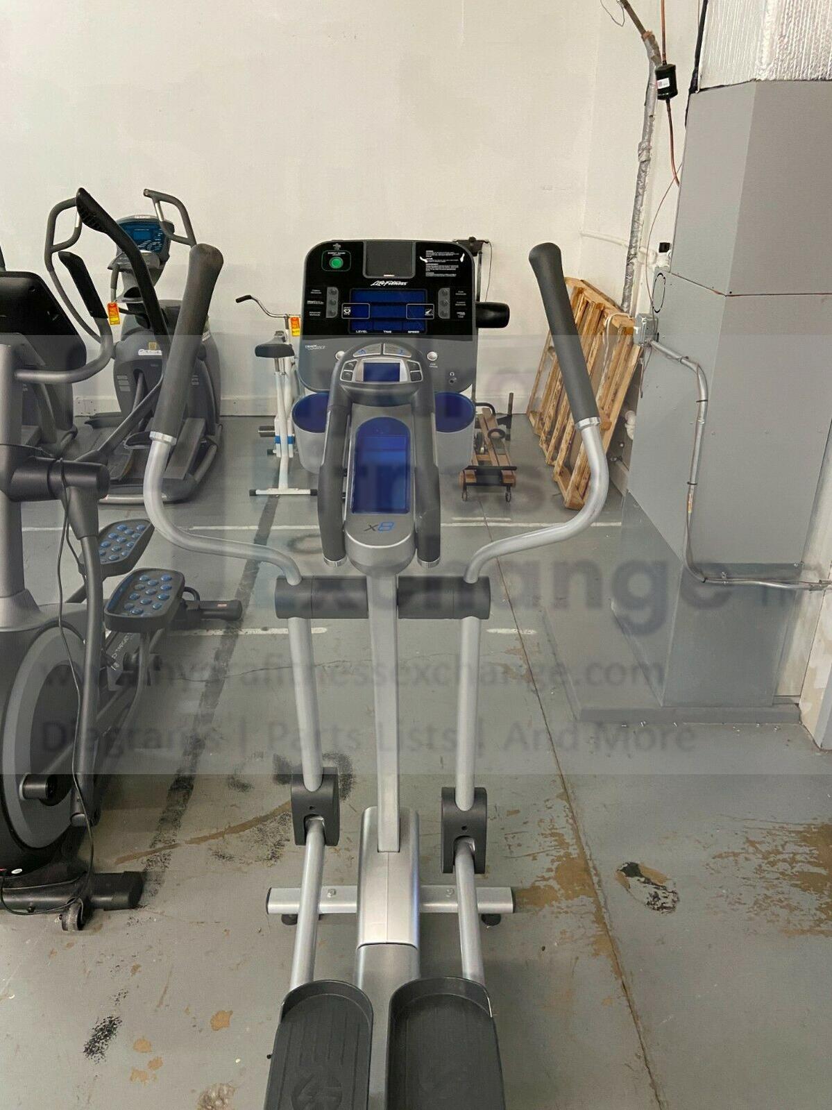 Life Fitness X8 Adjustable Stride w/ Track + Console Elliptical