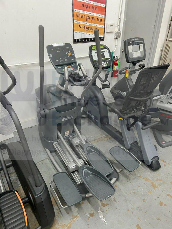 Octane Q35c Elliptical Cross Trainer w/ Cross Circuit Kit-hydrafitnessparts