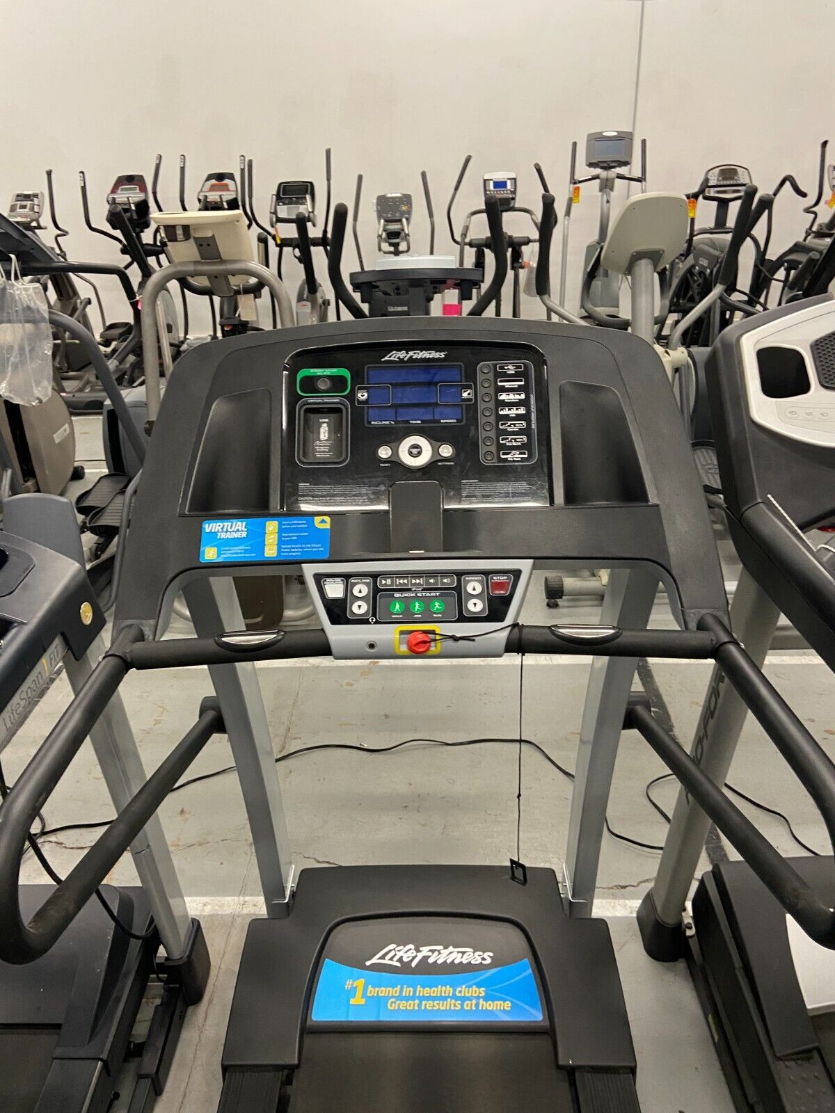 Life fitness 2024 f1 smart