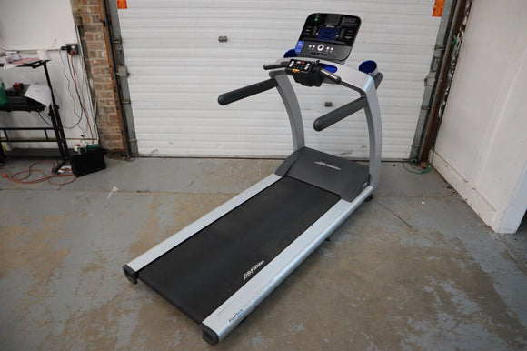 Used Life Fitness T5 w Track+ Console T5-XX00-0103 Non Folding Treadmill - hydrafitnessparts