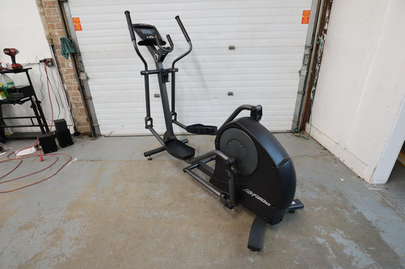 Used Life Fitness X1 w/ Basic Console Elliptical Crosstrainer For Home Gym - hydrafitnessparts